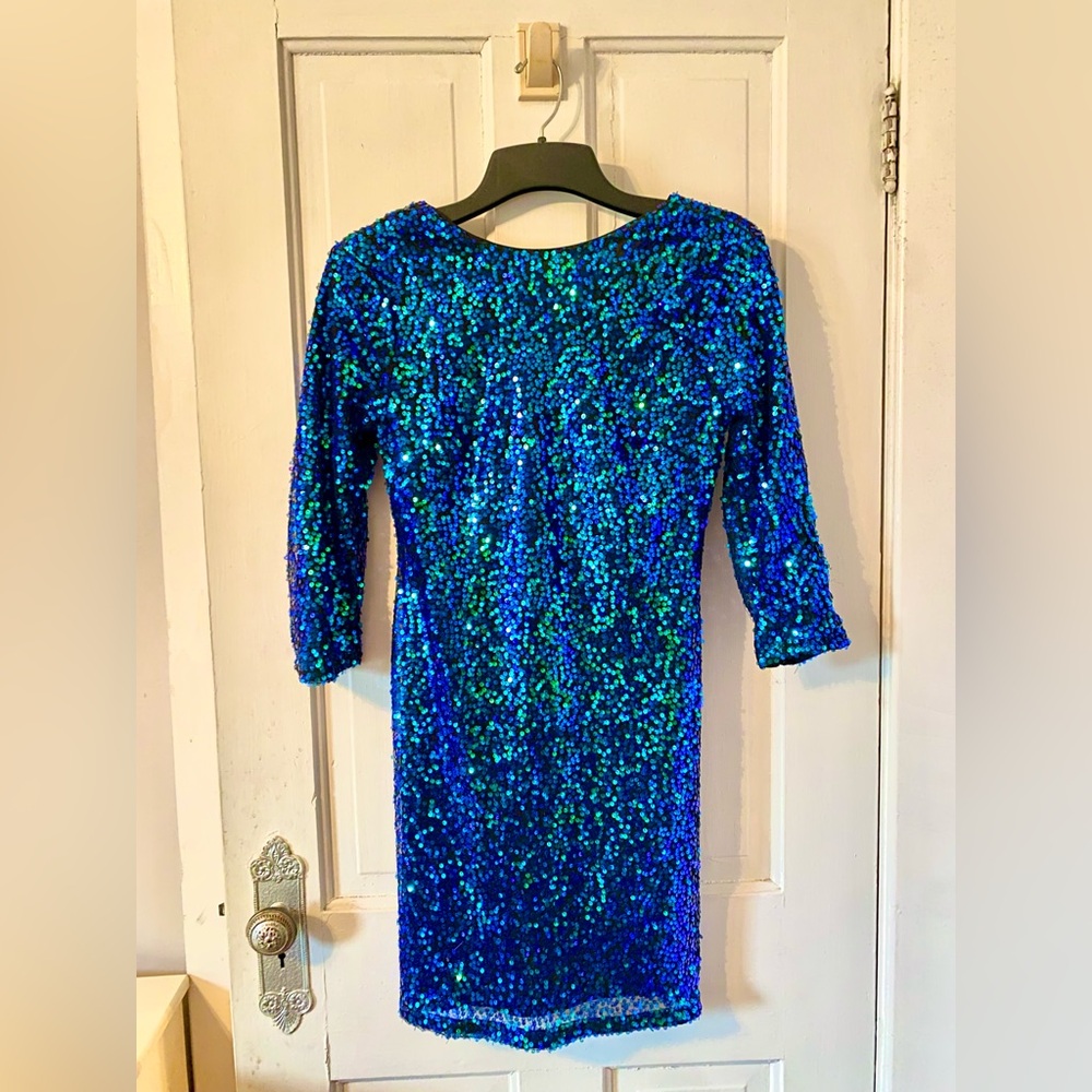 Teal blue green sequin H&M party dress